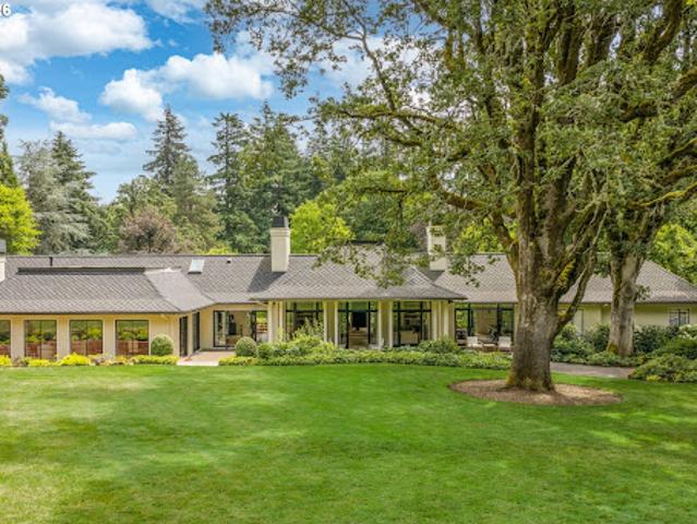 House for sale in Oregonia