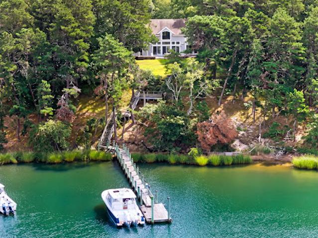 House for sale in Marstons Mills, Barnstable