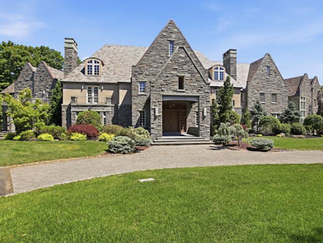 House for sale in Bernardsville, New Jersey