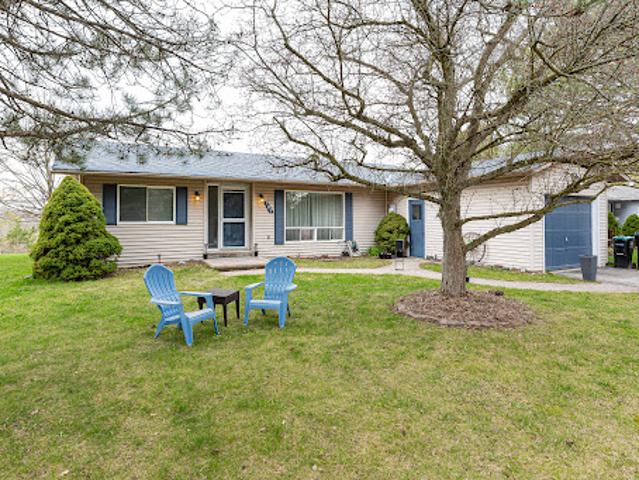 House for sale in Ontario