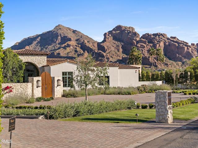 House for sale in Paradise Valley, Arizona