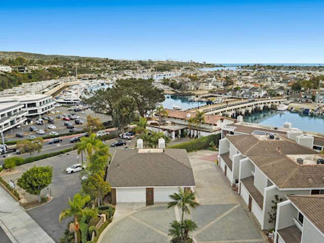 House for sale in Corona Del Mar, California
