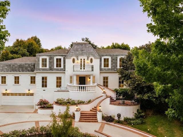 House for sale in Canoga Park, California