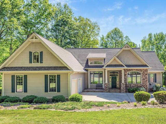 House for sale in Travelers Rest, South Carolina