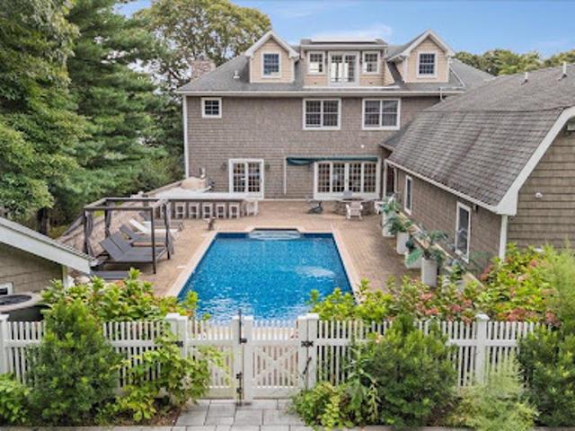 House for sale in Hampton Bays, Town of Southampton