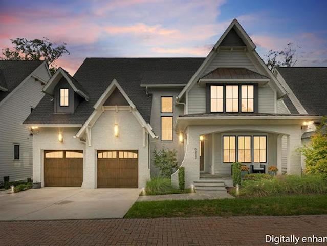 House for sale in Charlotte, Mecklenburg County