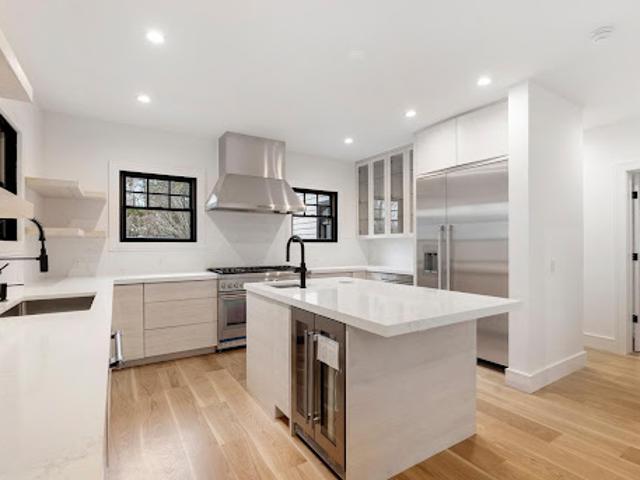 House for sale in Wainscott, New York