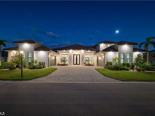 House for sale in Cape Coral, Lee County