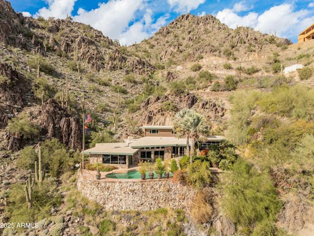 House for sale in Paradise Valley, Arizona