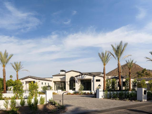 House for sale in Paradise Valley, Arizona