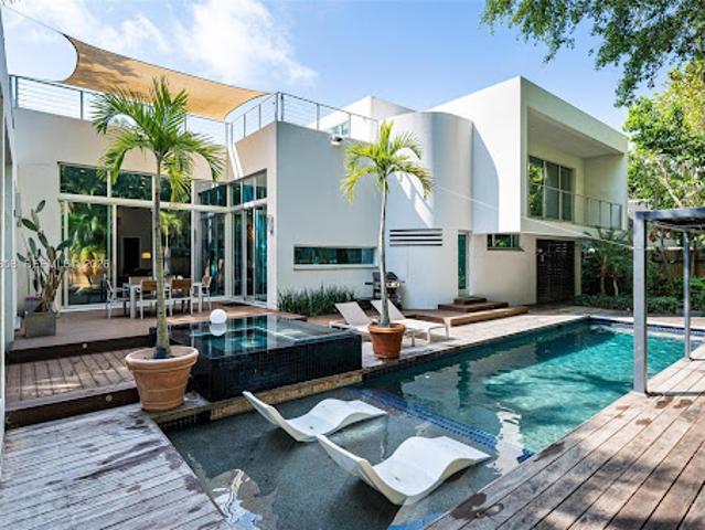 House for sale in Miami, Miami-Dade County