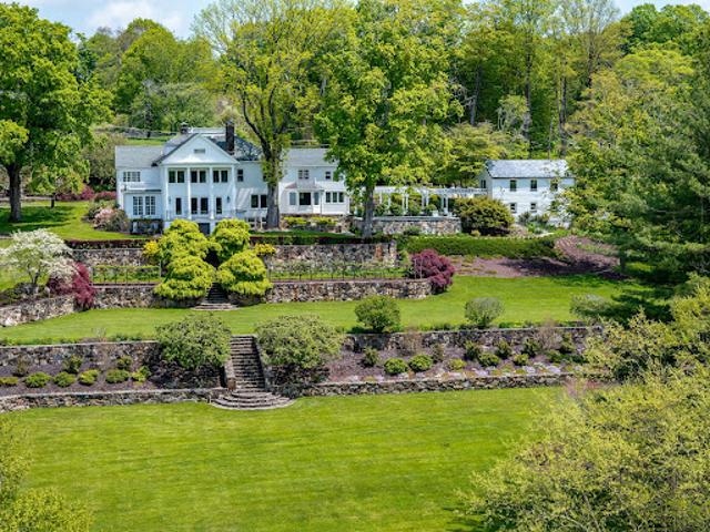 House for sale in Danbury, Connecticut