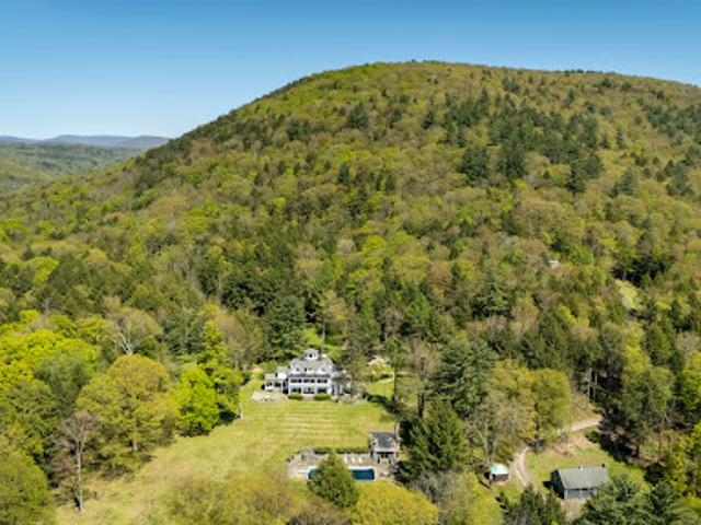 House for sale in New York
