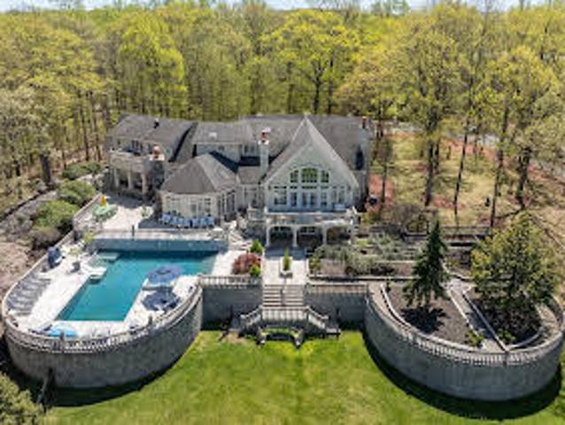 House for sale in Blauvelt