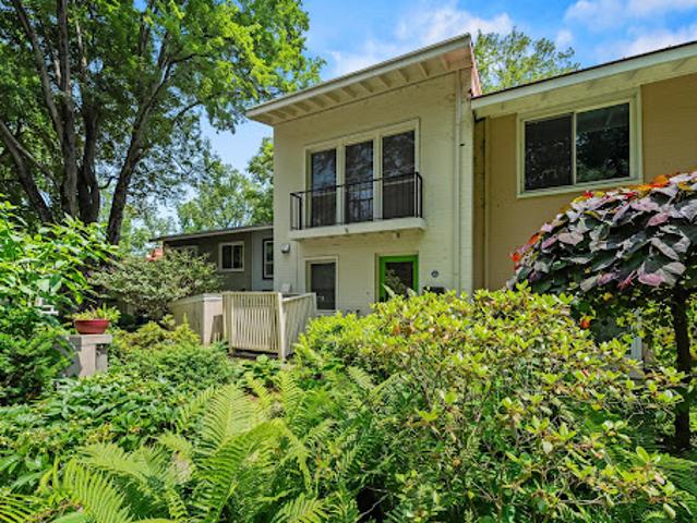 House for sale in Reston House for sale in Reston
