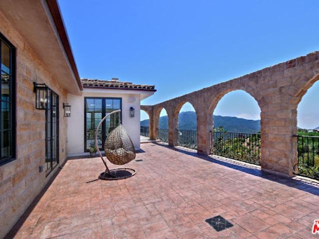 House for sale in Malibu, California