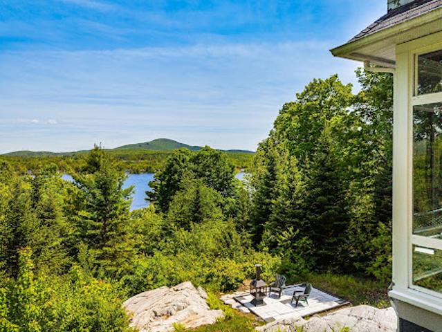 House for sale in Memphrémagog, Quebec