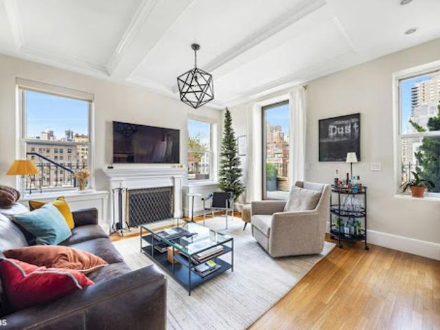 House for sale in New York, Arverne