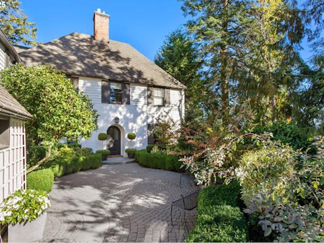 House for sale in Oregonia