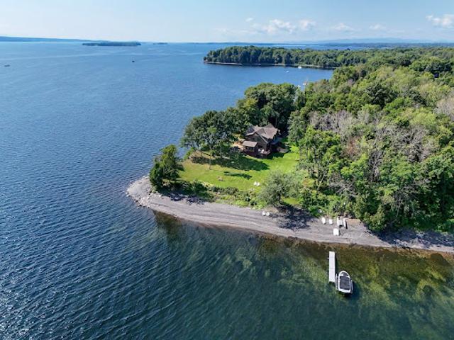 House for sale in Grand Isle, Vermont