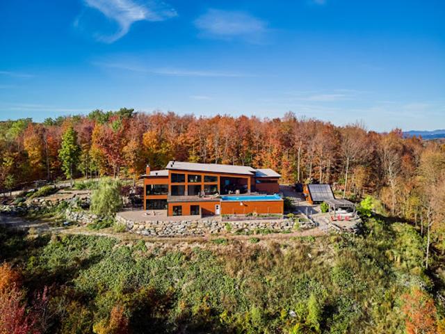 House for sale in Memphrémagog, Quebec