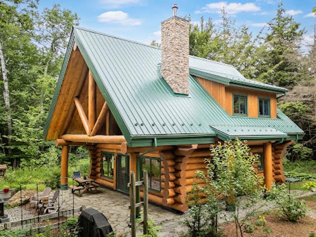 House for sale in Memphrémagog, Quebec