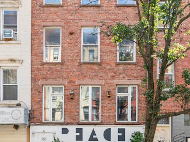 House for sale in New York, Arverne