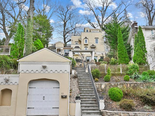 House for sale in Ardsley, New York