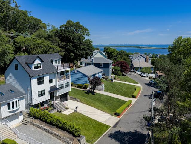 House for sale in Monmouth, New Jersey