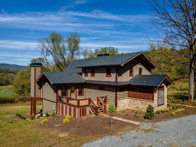 House for sale in Blue Ridge, Georgia