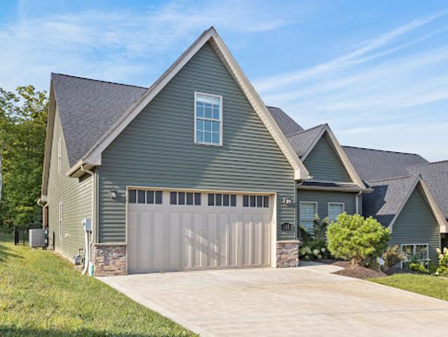 House for sale in Coraopolis, Pennsylvania