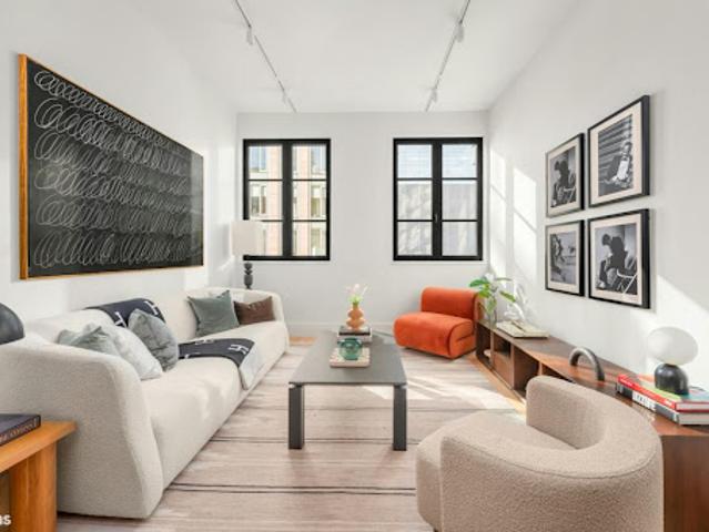 House for sale in New York, Arverne