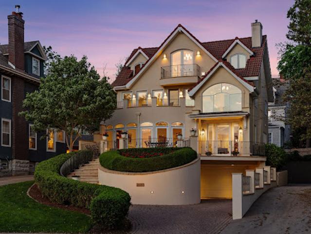 House for sale in Hennepin, Minnesota