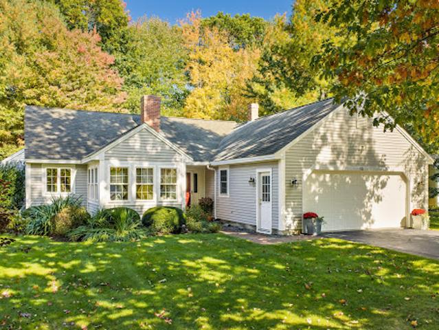House for sale in Scarborough, Cumberland County