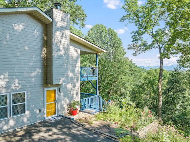 House for sale in Waynesville