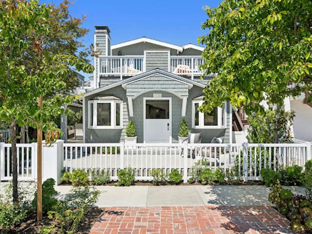 House for sale in Corona Del Mar, California