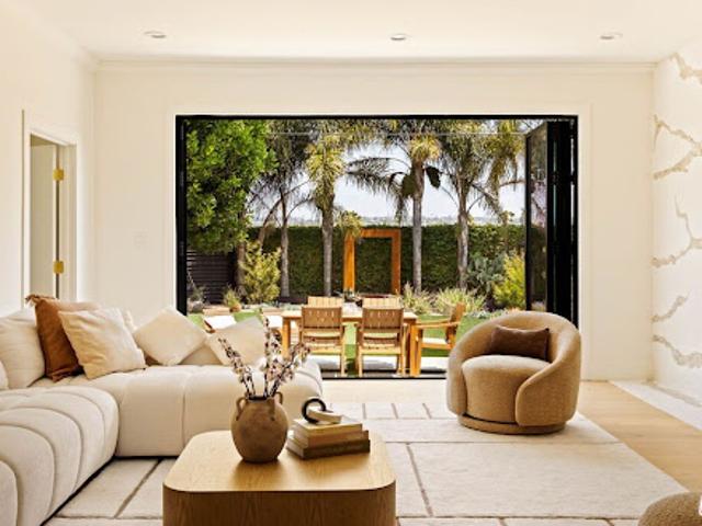 House for sale in Canoga Park, California