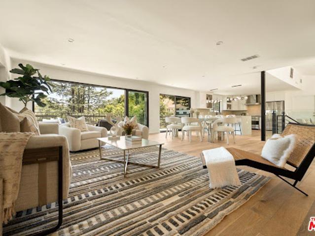 House for sale in Los Angeles, Los Angeles County