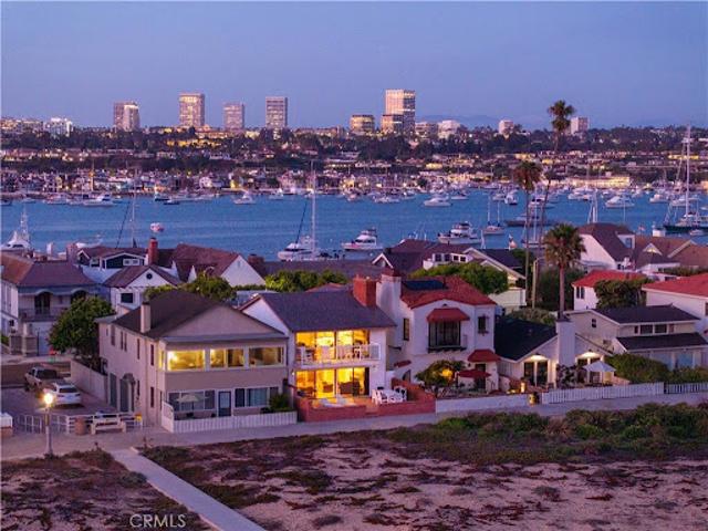 House for sale in Corona Del Mar, California