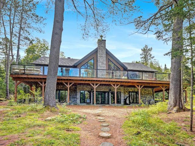 House for sale in Saint-Adolphe-d'Howard, Laurentides