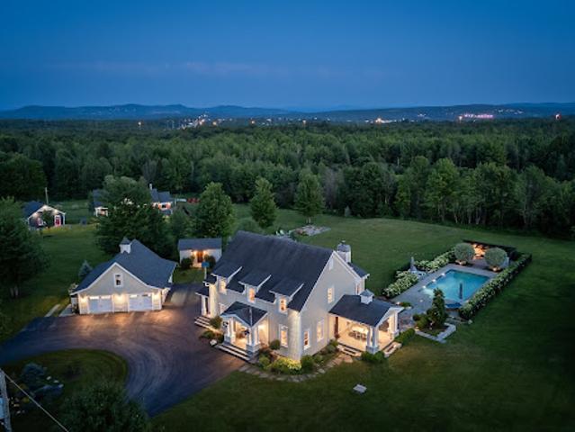 House for sale in Memphrémagog, Quebec