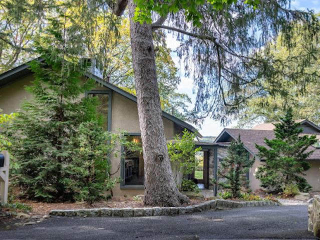 House for sale in Southfields, New York