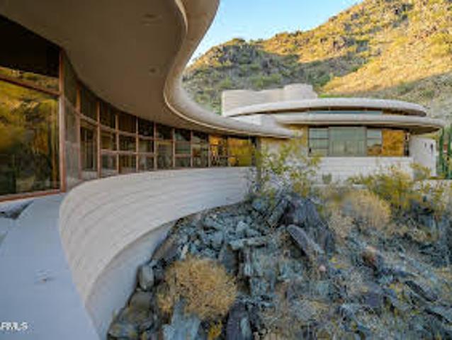 House for sale in Phoenix, Arizona