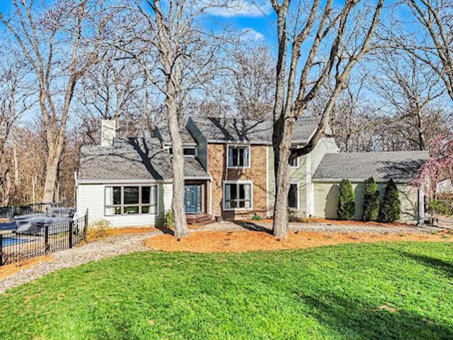 House for sale in Roselawn, Ohio