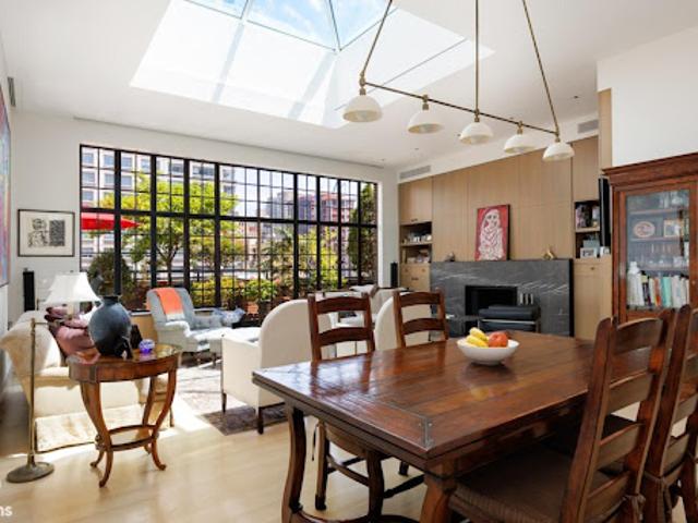 House for sale in New York, Arverne