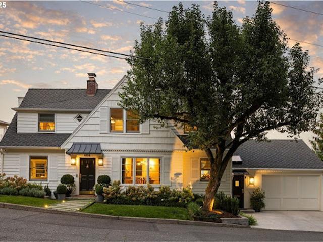 House for sale in Oregonia