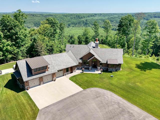 House for sale in Benzonia, Benzie County