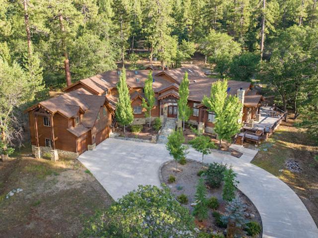 House for sale in Big Bear Lake, California