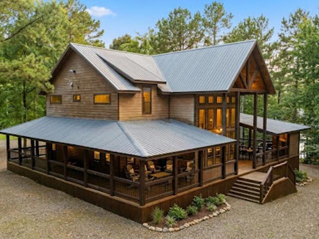 House for sale in Broken Bow, McCurtain County