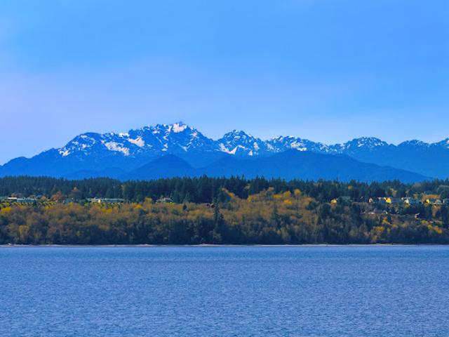 House for sale in Bainbridge Island, Washington